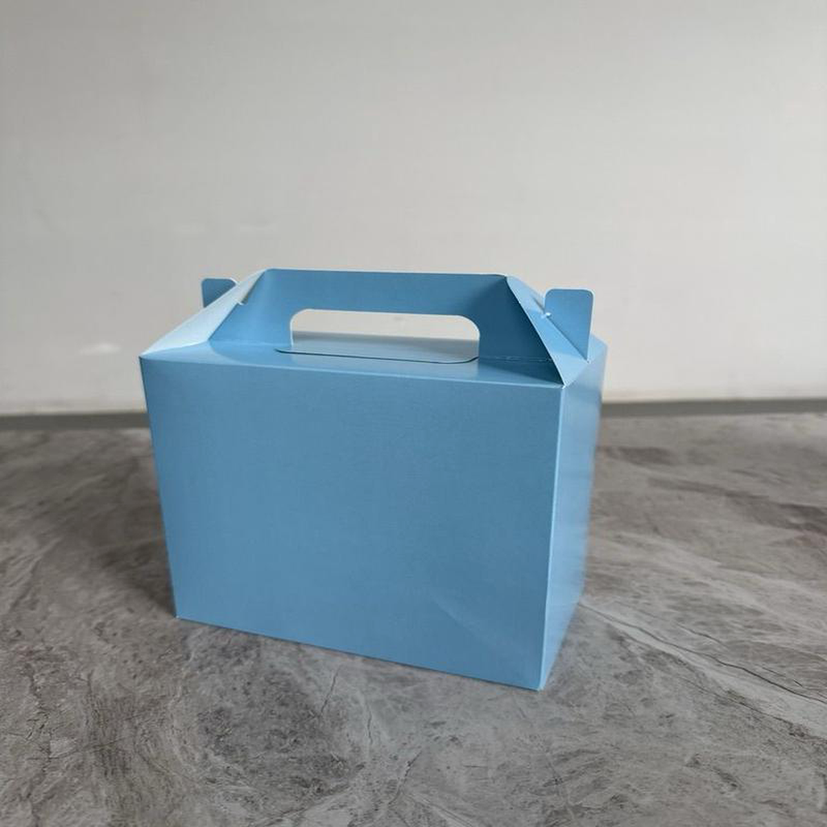 Cake Box Baby Blue 12pcs