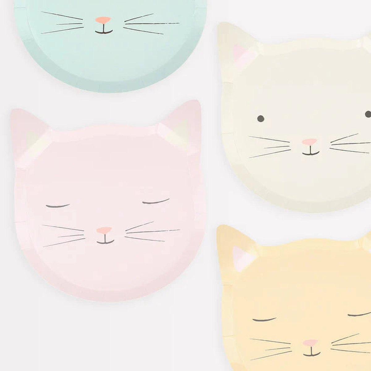 MM: Cute Cat Plates: 8 Pieces