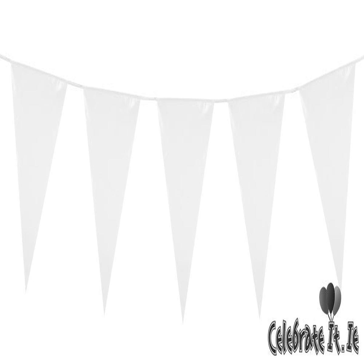 BUNTINGS & FLAGS