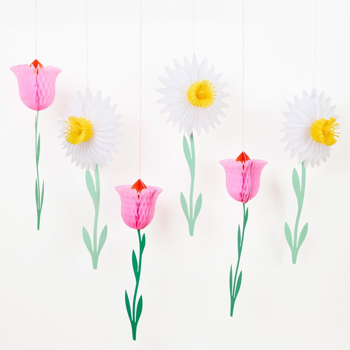 Honeycomb Flower Decorations (x6)