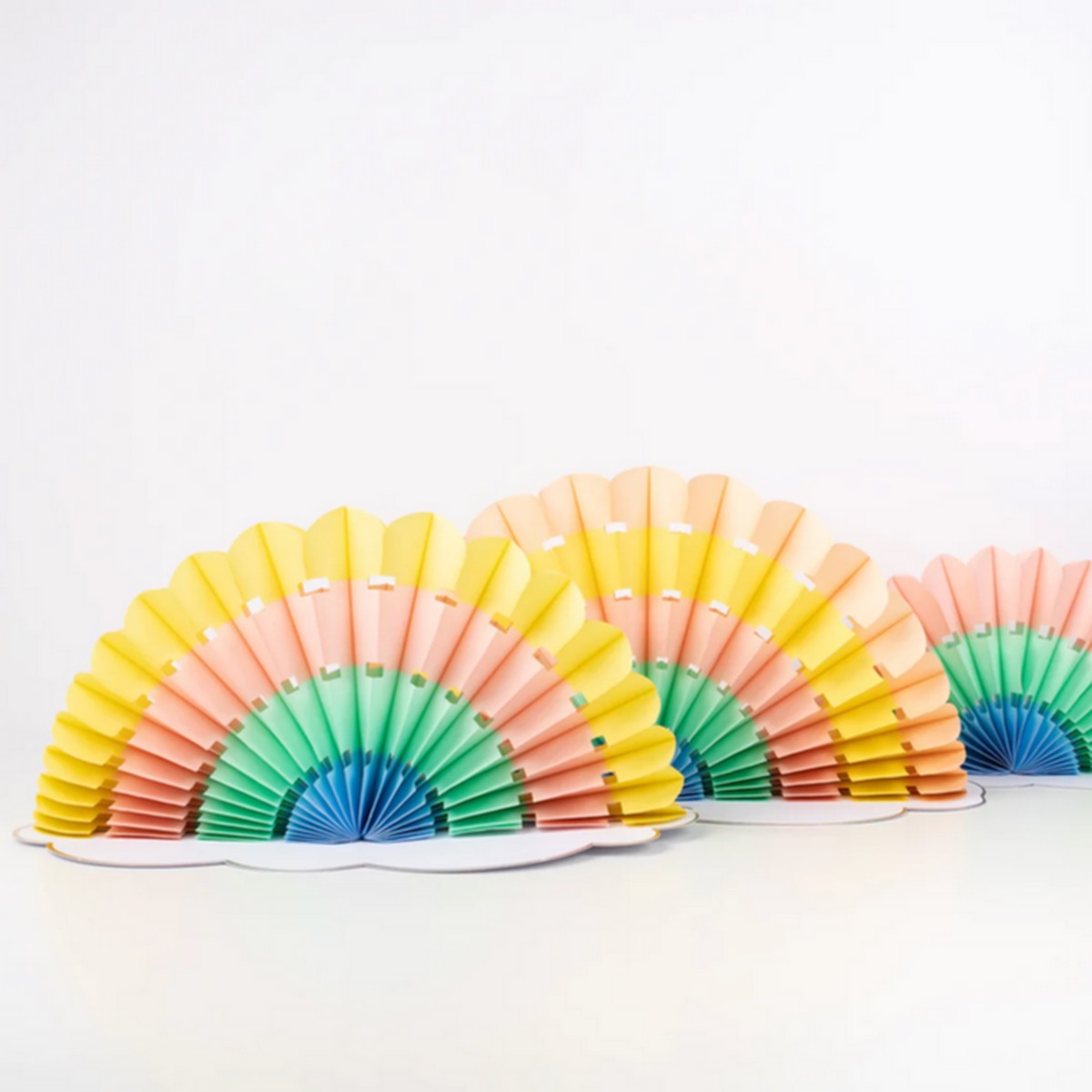 Honeycomb Rainbow Decorations (pk3)
