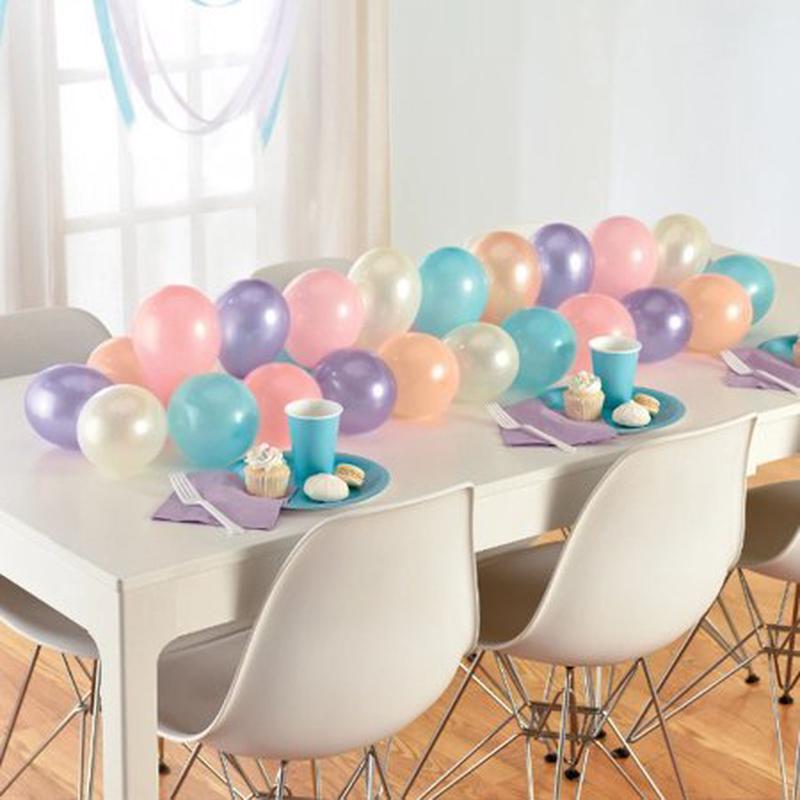 Plastic Table Runner Structure Kit - Amscan