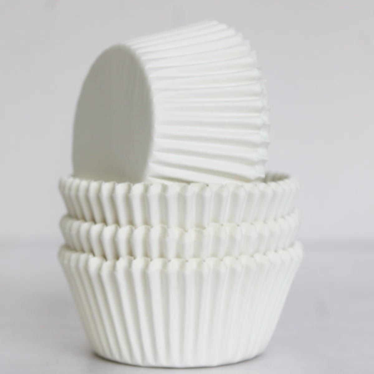 White Cup Cake Lines