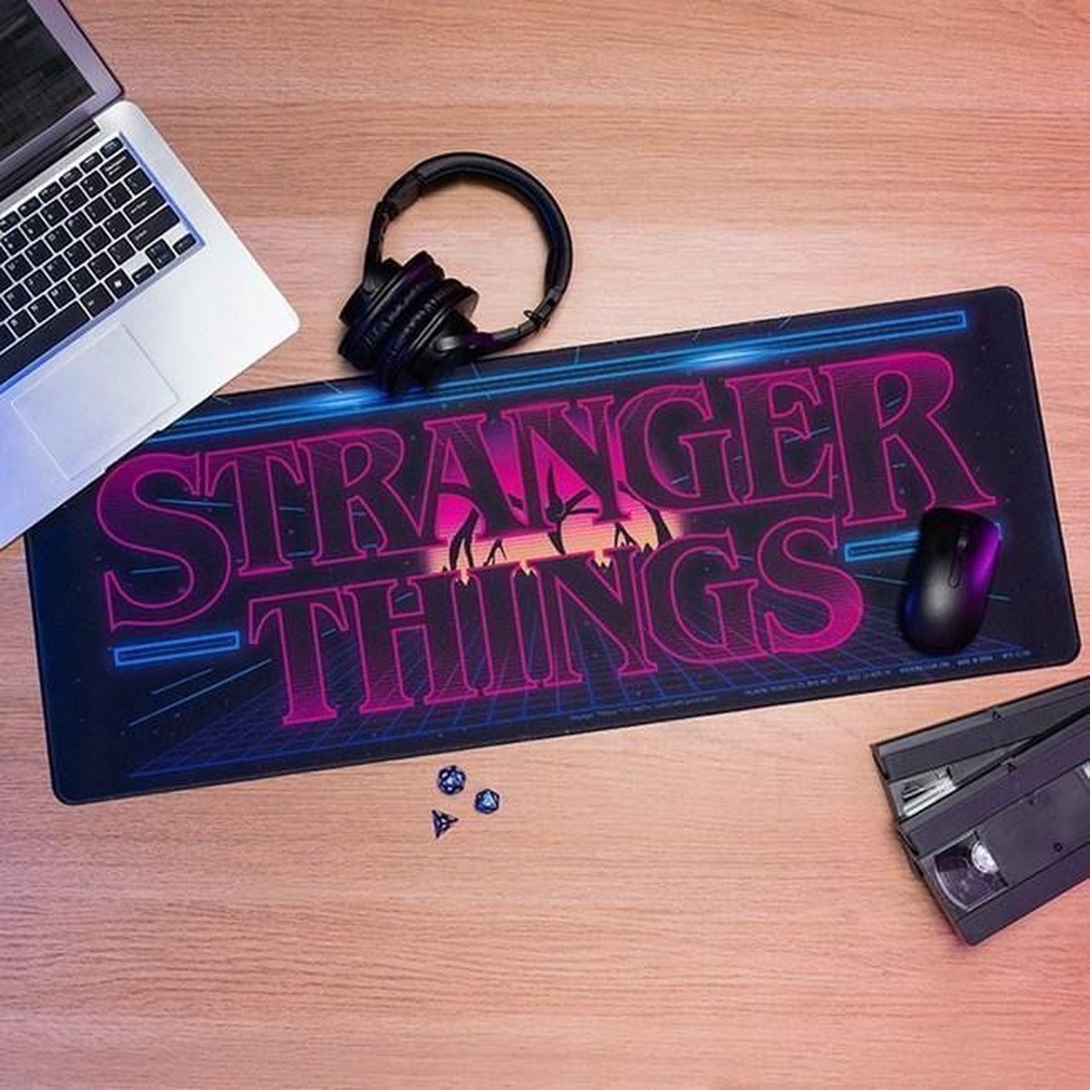 Stranger Things Arcade Logo Hern podloka