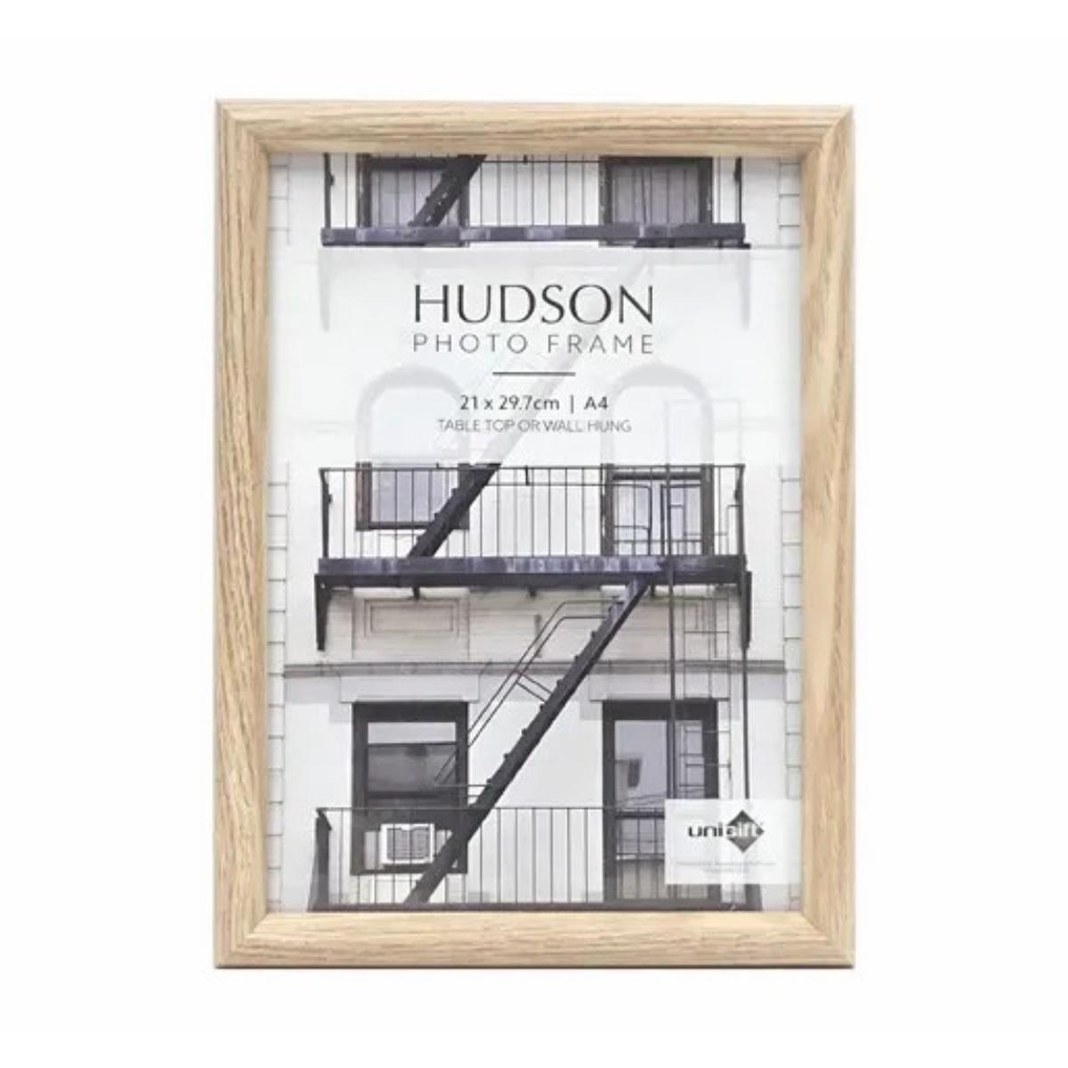 Hudson Round Profile Frame A4