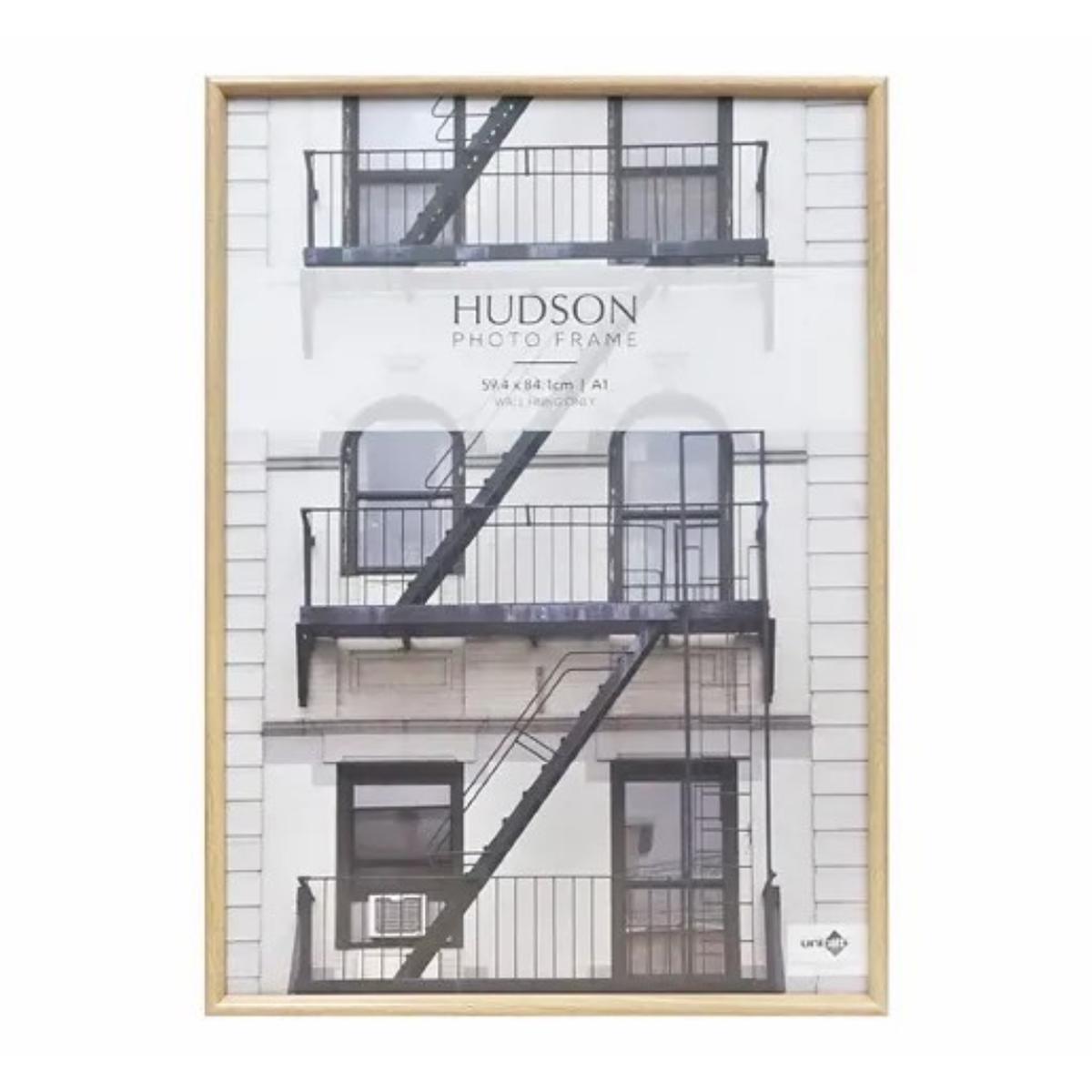 Hudson Round Profile Frame A1