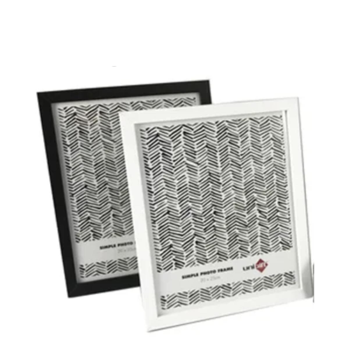 Simple Pl Frame 20x25cm Assorted