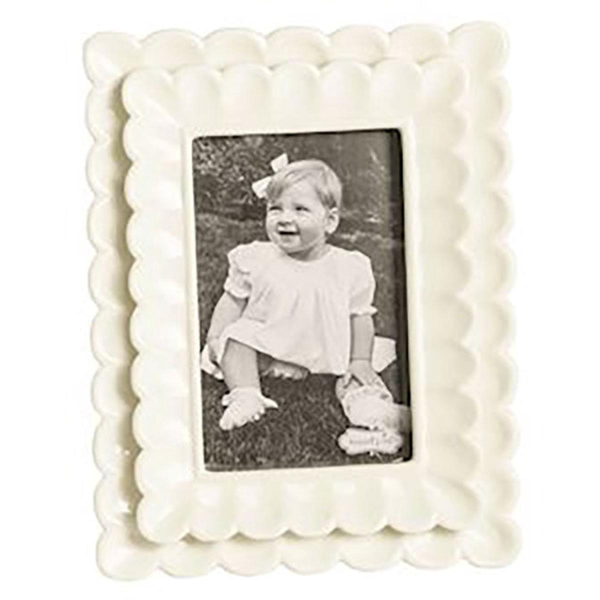 Small White Scalloped Frame