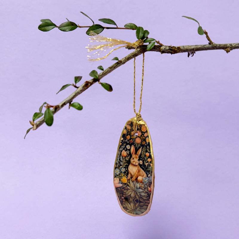 Oyster shell wall hanging - William Morris rabbit