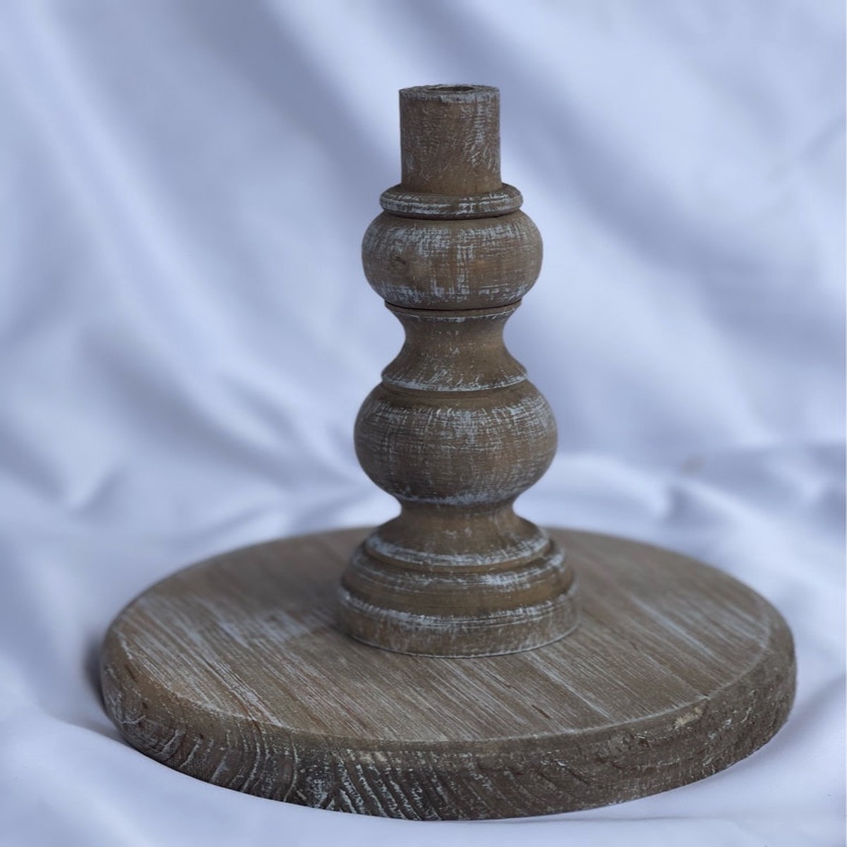 Neutral Stand for Toppers